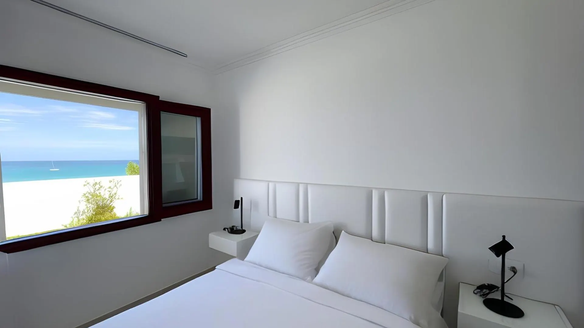 Hotel Egitarso Sul Mare 산비토로카포